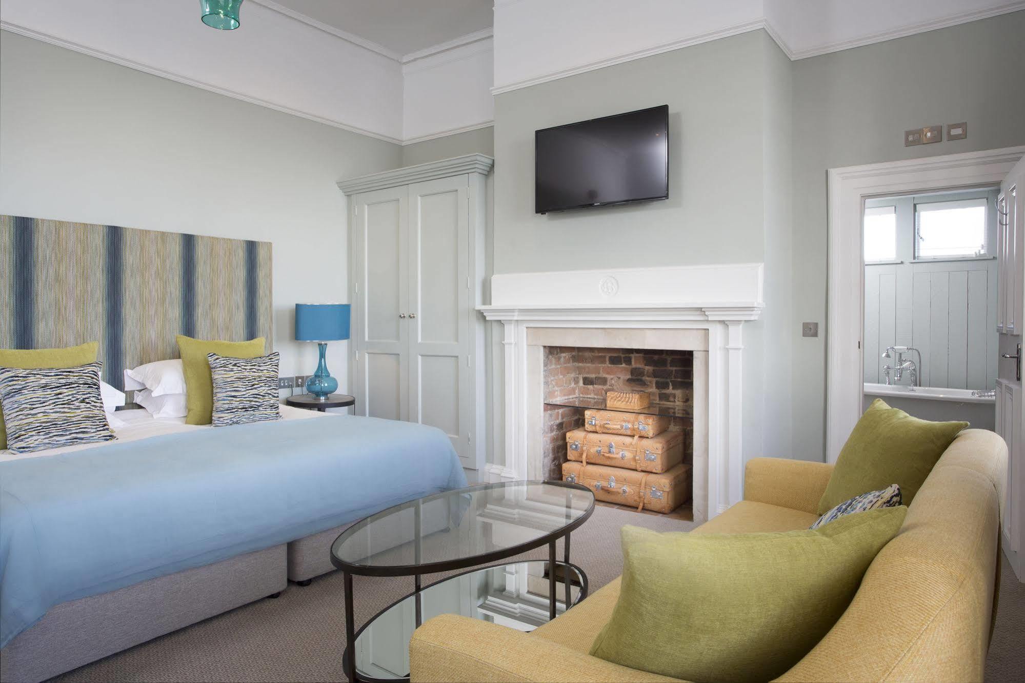 Royal Hotel Deal Luaran gambar