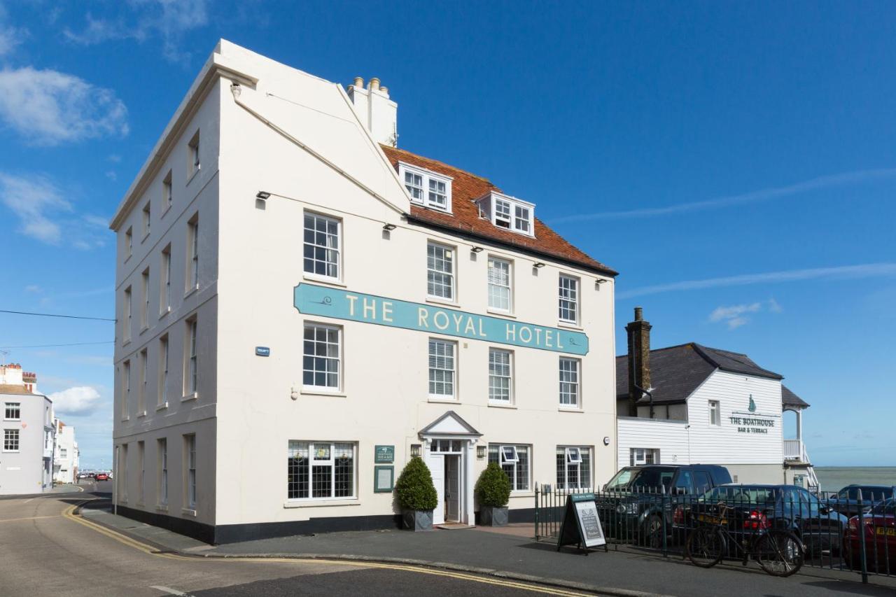 Royal Hotel Deal Luaran gambar