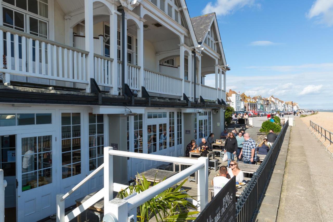 Royal Hotel Deal Luaran gambar